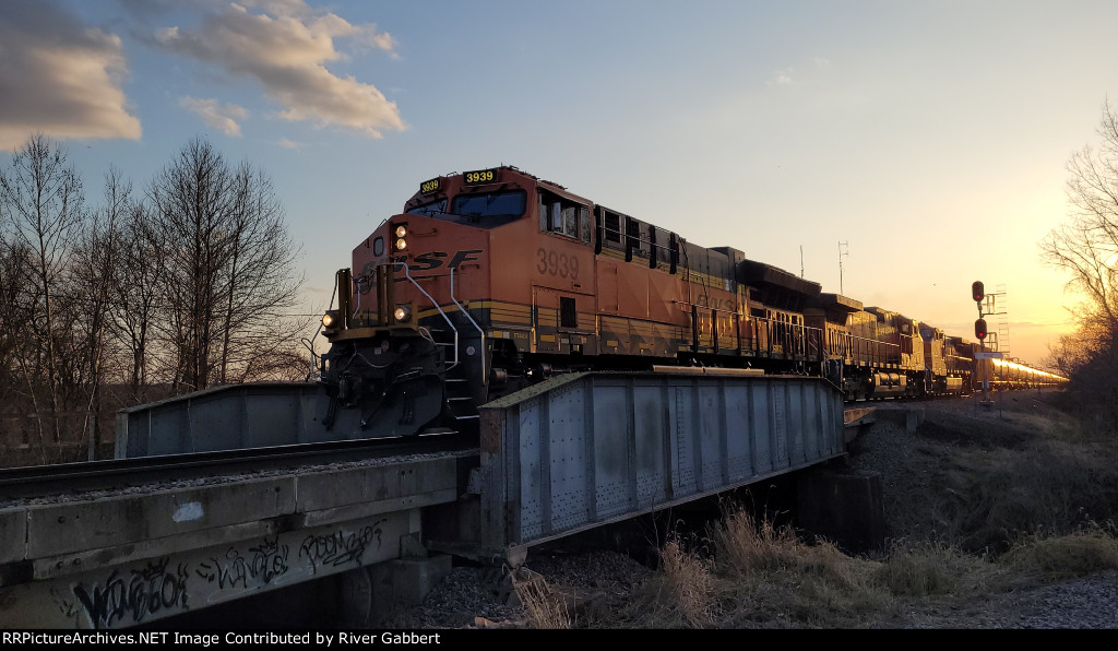 BNSF 3939